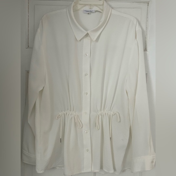 Calvin Klein Tops - Calvin Klein Off White Button-Front Long Sleeve Blouse–XL – Excellent Condition